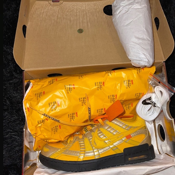 off white rubber dunk university gold